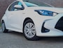 Toyota Yaris 1.5 Hybrid Active 93PK AUTOMAAT, Airco, A.rijcamera, Carplay, Climat en Cruise Control, Ned. Auto