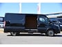 IVECO Daily 35S18HV 3.0 L2H1 Black Edition Camera, Adaptieve Cruise, LED, 180pk, Automaat, 3500kg Trekhaak, Clima, Multimedia, Uniek!