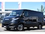 IVECO Daily 35S18HV 3.0 L2H1 Black Edition Camera, Adaptieve Cruise, LED, 180pk, Automaat, 3500kg Trekhaak, Clima, Multimedia, Uniek!