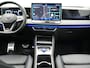Volkswagen Tiguan 1.5 eHybrid R-Line Edition PHEV 272pk | Trekhaak Af Fabriek | Panodak | Head Up | Adaptive Cruise | Lederen Sportstoelen Massage & Ventilatie & Memory | 360 Camera | IQ Light | Harman / Kardon | Stuur Verwarmd | Keyless | Blis | Plug In Hybrid |