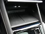 Volkswagen Tiguan 1.5 eHybrid R-Line Edition PHEV 272pk | Trekhaak Af Fabriek | Panodak | Head Up | Adaptive Cruise | Lederen Sportstoelen Massage & Ventilatie & Memory | 360 Camera | IQ Light | Harman / Kardon | Stuur Verwarmd | Keyless | Blis | Plug In Hybrid |