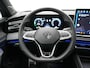 Volkswagen Tiguan 1.5 eHybrid R-Line Edition PHEV 272pk | Trekhaak Af Fabriek | Panodak | Head Up | Adaptive Cruise | Lederen Sportstoelen Massage & Ventilatie & Memory | 360 Camera | IQ Light | Harman / Kardon | Stuur Verwarmd | Keyless | Blis | Plug In Hybrid |