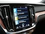 Volvo V60 T6 Recharge AWD Inscription PHEV 340pk Dealer O.H | Trekhaak Af Fabriek | Adaptive Cruise | 360 Camera | Head Up | Lederen Sportstoelen Memory & Verkoeling | Keyless | Apple Carplay | Stoel & Stuurverwarming | Virtual | Navigatie | DAB | 18"L.M | Plug In Hybrid |