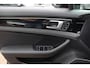 Porsche Panamera Sport Turismo 2.9 4 E-Hybrid / Panoramadak / 360Camera / Achterasbesturing / Softclose / Sportdesign+Chrono / Luchtvering / 21'' / Leder / Bose / DAB / Stoelverwarming / Cruise Control Adaptief