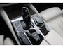 BMW 5-Serie Touring 540i xDrive High Exe. M Sport / Trekhaak / 360Camera / Head-up / Softclose / Luxe Leder / 20'' / CarPlay / Harman Kardon / Keyless / Dodehoek / DAB / ACC