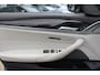 BMW 5-Serie Touring 540i xDrive High Exe. M Sport / Trekhaak / 360Camera / Head-up / Softclose / Luxe Leder / 20'' / CarPlay / Harman Kardon / Keyless / Dodehoek / DAB / ACC