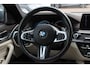 BMW 5-Serie Touring 540i xDrive High Exe. M Sport / Trekhaak / 360Camera / Head-up / Softclose / Luxe Leder / 20'' / CarPlay / Harman Kardon / Keyless / Dodehoek / DAB / ACC