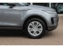 Land Rover Range Rover Evoque 2.0 P200 AWD SE / Panoramadak / Camera / Leder / 18'' / Elektr. Stoelen / Virtual Cockpit / Cruise Control