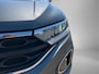 Volkswagen T-Roc 1.0TSI/110PK Life Business · Navigatie · Apple/Android Car Play · Stoelverwarming · Garantie t/m 06-06-2027 of 100000km.