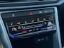 Volkswagen T-Roc 1.0TSI/110PK Life Business · Navigatie · Apple/Android Car Play · Stoelverwarming · Garantie t/m 06-06-2027 of 100000km.