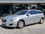 Volvo V60 T4 Momentum|Automaat|Stoelverwarming|Trekhaak|Bluetooth|