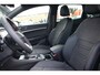 SEAT Ateca FR Business Intense 150PK | Achteruitrijcamera | Airconditioning automatisch met 2-zone-temperatuurregeling | Centrale vergr. met afstandsbediening en Keyless Entry&Go
