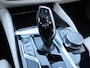BMW 5-Serie M550i xDrive High Executive dealer O.H., BTW-auto, pano, HUD