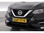 Nissan Qashqai 1.3 DIG-T 160pk! N-Connecta | Rijklaar! | Trekhaak | Design Pakket | Stoelverw. | 360*+PDC | Keyless | LED | Cruise | NAV+App.Connect | E-Spiegels | 18'' V