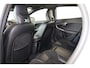 Volvo V40 T4 Business Sport - LED-koplampen - Sensus navigatie - Verwarmbare voorstoelen