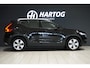 Volvo XC40 1.5 T3 Momentum Pro + DEALER ONDERHOUDEN + CAMERA / CARPLAY