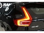 Volvo XC40 1.5 T3 Momentum Pro + DEALER ONDERHOUDEN + CAMERA / CARPLAY