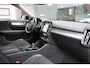 Volvo XC40 1.5 T3 Momentum Pro + DEALER ONDERHOUDEN + CAMERA / CARPLAY