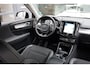 Volvo XC40 1.5 T3 Momentum Pro + DEALER ONDERHOUDEN + CAMERA / CARPLAY