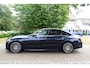 Mercedes-Benz C-klasse 200 Launch Edition AMG Line | Trekhaak | Camera | Panorama dak | Sfeerverlichting | 1ste eigenaar |