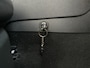 Volkswagen Golf 2.0 R 4-Motion Automaat | Dynaudio | Schuif-/Kanteldak | BearLock | Camera | Navi | Stoelverwarming | Xenon | PDC
