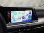 Volkswagen Golf 1.0 TSI Life Sport (APPLE CARPLAY, GROOT NAVI, MEMORY SEAT, SFEERVERLICHTING, KEYLESS, SPORTSTOELEN, ALCANTARA, CRUISE, NIEUWSTAAT)