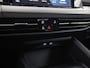Volkswagen Golf 1.0 TSI Life Sport (APPLE CARPLAY, GROOT NAVI, MEMORY SEAT, SFEERVERLICHTING, KEYLESS, SPORTSTOELEN, ALCANTARA, CRUISE, NIEUWSTAAT)