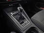 Volkswagen Golf 1.0 TSI Life Sport (APPLE CARPLAY, GROOT NAVI, MEMORY SEAT, SFEERVERLICHTING, KEYLESS, SPORTSTOELEN, ALCANTARA, CRUISE, NIEUWSTAAT)