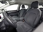 Volkswagen Golf 1.0 TSI Life Sport (APPLE CARPLAY, GROOT NAVI, MEMORY SEAT, SFEERVERLICHTING, KEYLESS, SPORTSTOELEN, ALCANTARA, CRUISE, NIEUWSTAAT)