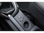 Renault Captur 0.9 TCe Intens Two-Tone Metallic Lak l Camera l Bluetooth l Navigatie l PDC voor en achter l Android Auto/Apple Carplay l DAB l Cruise l LED l 17'' Lichtmetalen Velgen