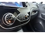 Renault Captur 0.9 TCe Intens Two-Tone Metallic Lak l Camera l Bluetooth l Navigatie l PDC voor en achter l Android Auto/Apple Carplay l DAB l Cruise l LED l 17'' Lichtmetalen Velgen