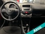 Toyota Aygo 1.0-12V Now 1e Eigenaar - NAP - Elektr. Raam