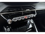 Peugeot 2008 1.2T Allure Pack | 130PK | Uniek Lage KM-stand | Trekhaak | Navigatie | Parkeercamera Achter | DAB+ | Cruise Control | Climate Control |