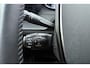 Peugeot 2008 1.2T Allure Pack | 130PK | Uniek Lage KM-stand | Trekhaak | Navigatie | Parkeercamera Achter | DAB+ | Cruise Control | Climate Control |