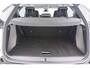 Peugeot 2008 1.2T Allure Pack | 130PK | Uniek Lage KM-stand | Trekhaak | Navigatie | Parkeercamera Achter | DAB+ | Cruise Control | Climate Control |