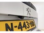 Peugeot 2008 1.2T Allure Pack | 130PK | Uniek Lage KM-stand | Trekhaak | Navigatie | Parkeercamera Achter | DAB+ | Cruise Control | Climate Control |