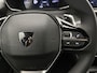 Peugeot 2008 SUV Allure 130 pk Automaat | Navigatie via Apple Carplay/Android Auto | Achteruitrijcamera | Parkeersensoren Voor en Achter | Voorstoelen Verwarmd | Dodehoek Detectie | Adaptieve Cruise Control | LED Koplampen | 17" Lichtmetalen Velgen |