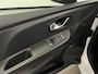 Renault Clio 1.2 16V / 5-DEURS / NAVI /  AIRCO /
