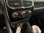 Renault Clio 1.2 16V / 5-DEURS / NAVI /  AIRCO /