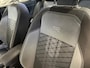 Volkswagen Taigo 1.0 TSI R-LINE - AUTOMAAT - Business / Stoelverw. / Trekh. /