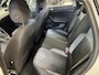 Volkswagen Taigo 1.0 TSI R-LINE - AUTOMAAT - Business / Stoelverw. / Trekh. /