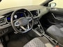 Volkswagen Taigo 1.0 TSI R-LINE - AUTOMAAT - Business / Stoelverw. / Trekh. /