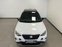 SEAT Arona 1.5 TSI 150PK / DSG AUTOMAAT/ FR / WIT met zwart dak.
