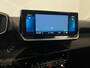 Peugeot e-2008 EV Allure Pack 50 kWh / 136PK / NAVI / CRUISE.C / H.LEDER /