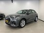 Audi Q3 35 TFSI 150PK S-LINE EDITION / AUTOMAAT HYBRIDE/12mnd Bovag