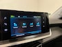 Peugeot e-2008 EV Allure Pack 50 kWh / 136PK / H.LEDER / NAVI / CRUISE.C /