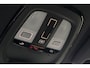 Volvo EX40 Single Motor Ext. Range Ultra Bl. Ed. Eur. 82 kWh Panoramisch schuif-/ kanteldak | Elektrische voorstoelen met geheugenfunctie | Harman Kardon | Extra getint glas | Stoel-/ stuurwielverwarming | Driver assist | 20 inch. lichtmetalen velgen | verwarmde achterbank | Dak in contrasterende kleur