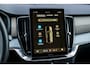 Volvo XC90 T8 Plug-in hybrid AWD Ultra Dark Exec. Ed. | Long Range | Google | Gratis Trekhaak | Adaptieve Cruise Control | Bowers & Wilkins Audio | Memory | Gelamineerde Zijruiten | Luchtvering | Elek. Stoelen | Massage | Keyless | Elek. Achterklep | Schuif-/Kanteldak | Zitverlening | Getint Glas | 22" LM