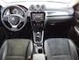 Suzuki Vitara 1.4 Boosterjet Style Pano Smart Hybrid Rijklaarprijs! | Tot 10 jaar Garantie | Onderhoudsbeurt | Mobiliteitservice |