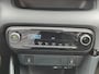 Toyota Yaris HYBRID 115 DYNAMIC BLIND-SPOT PARK-SENSOREN STOEL/STUURVER APPLE/ANDROID KEYLESS 16" LM-VELGEN CLIMA CAMERA AD-CRUISE